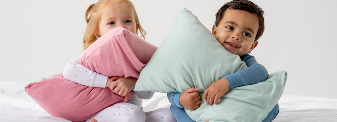 When Can Toddlers Sleep With Pillow? | Dreamland Baby