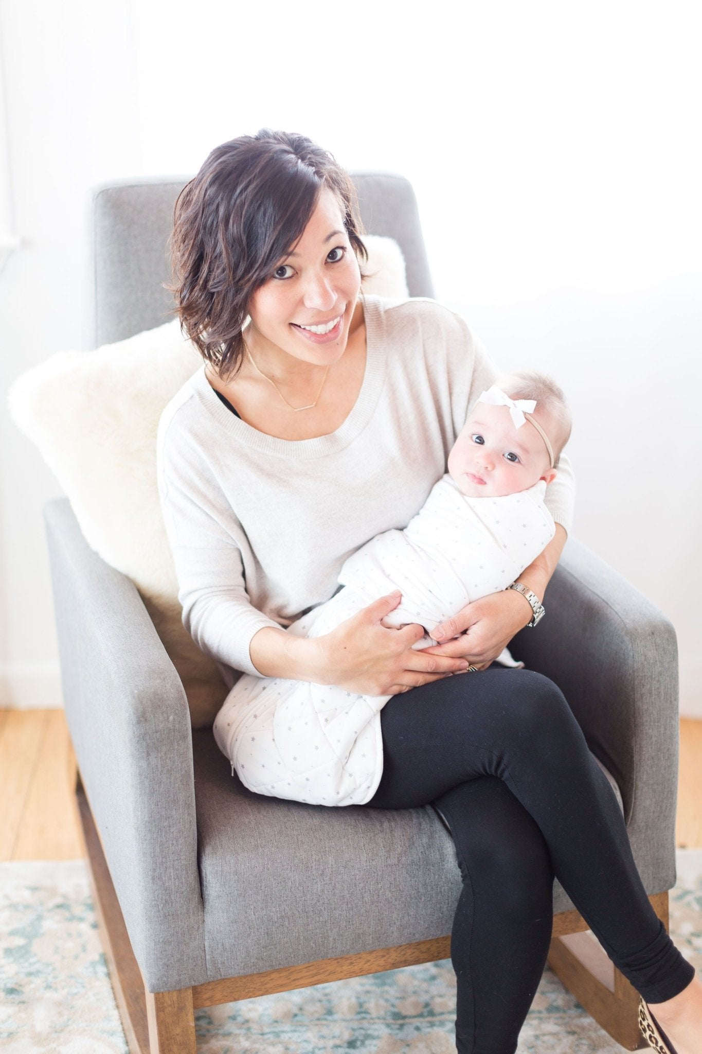 15 Best Gifts for Her First Mother's Day | Dreamland Baby