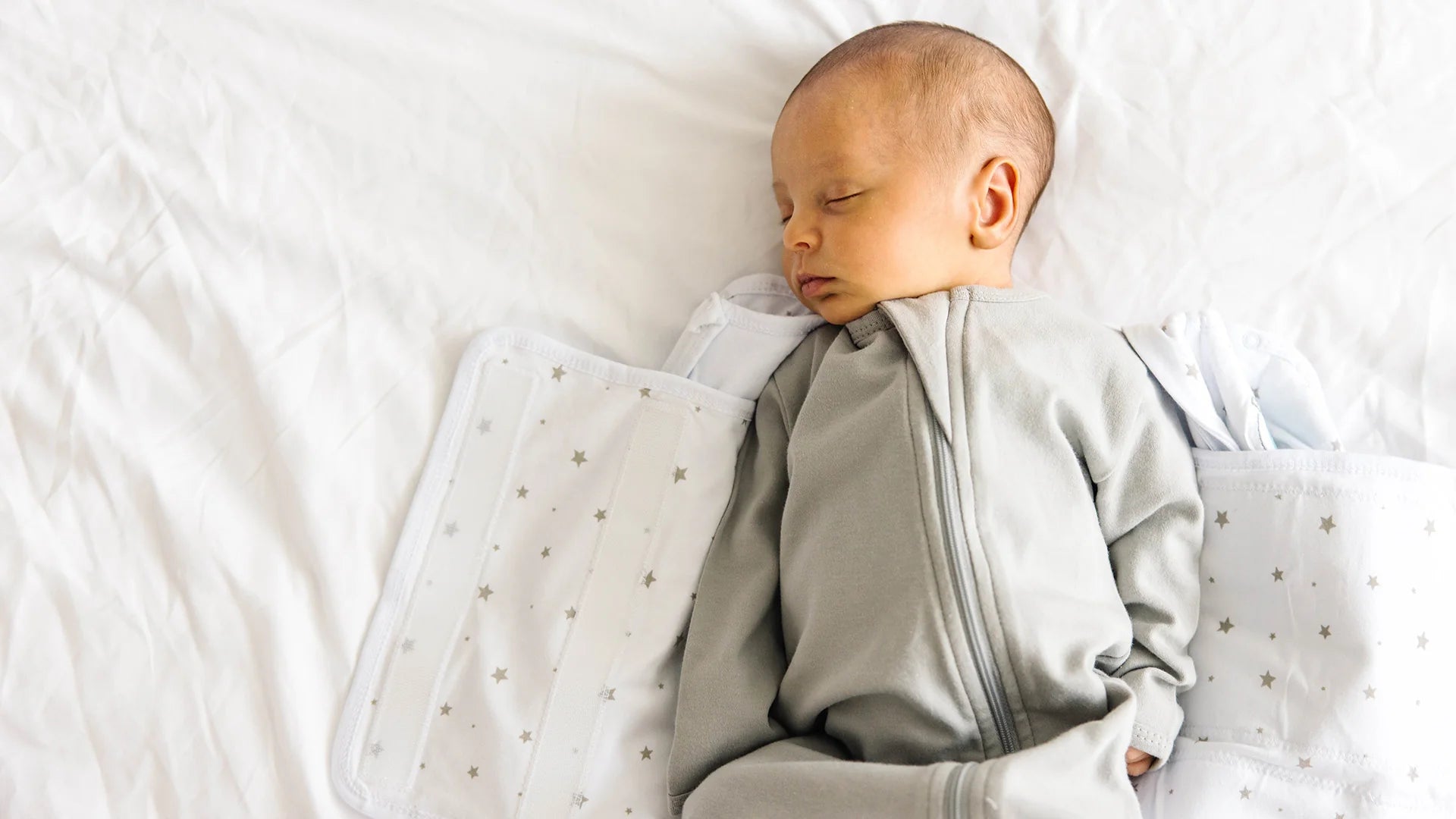 When Do Babies & Newborns Sleep Through The Night Without Feeding?