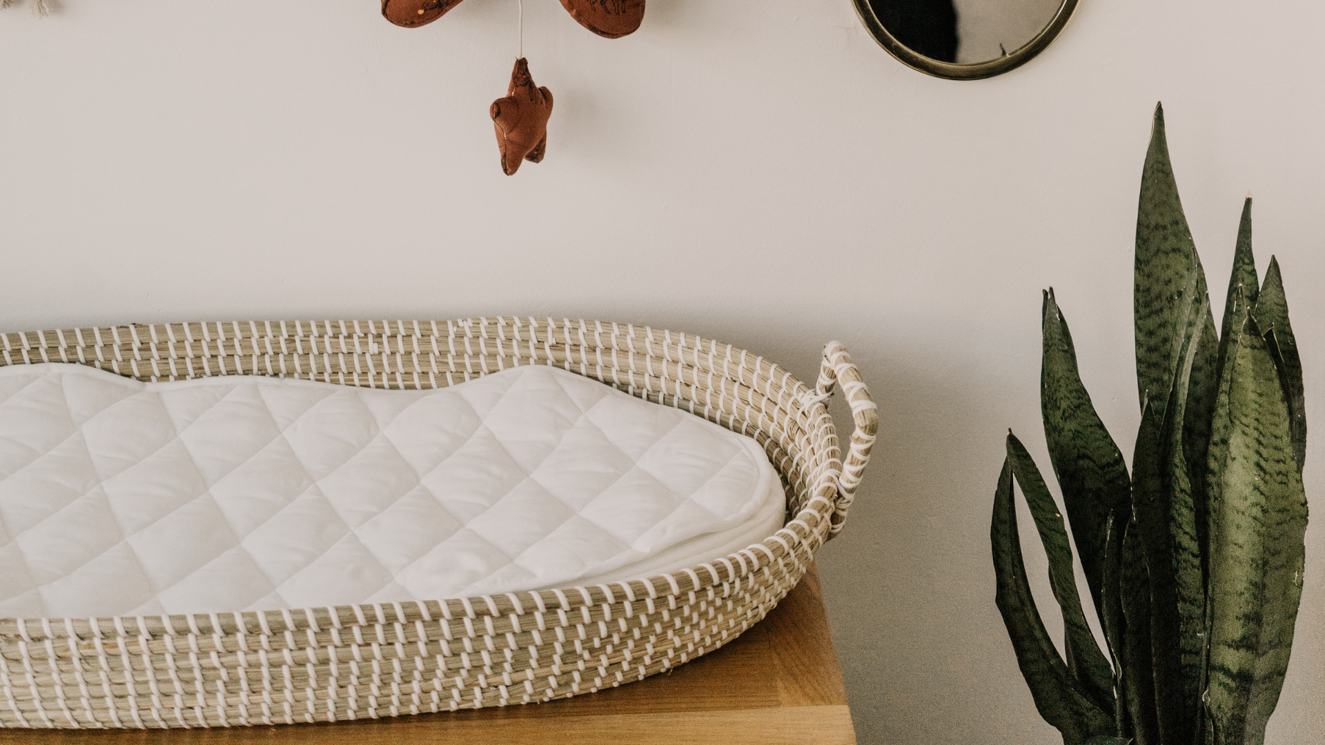 Designing A Vintage Nursery For Your Baby