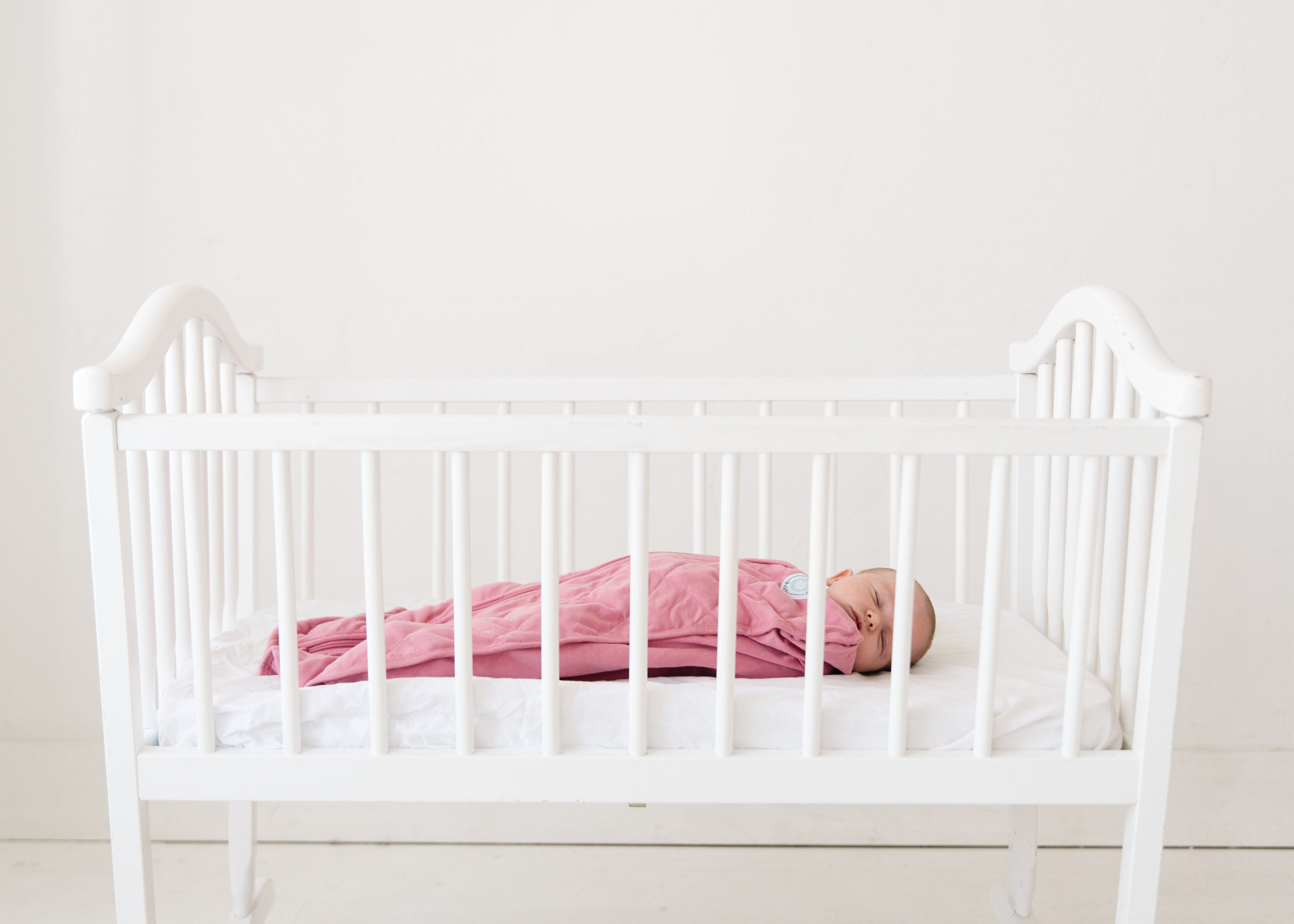 You Have a 6-Week Old Fighting Sleep - How to Help Your Baby