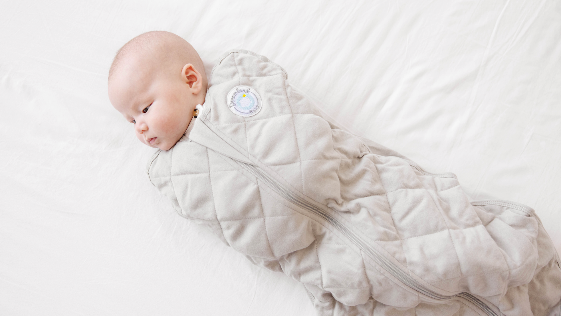Best Swaddle for Newborns 2021 | Dreamland Baby