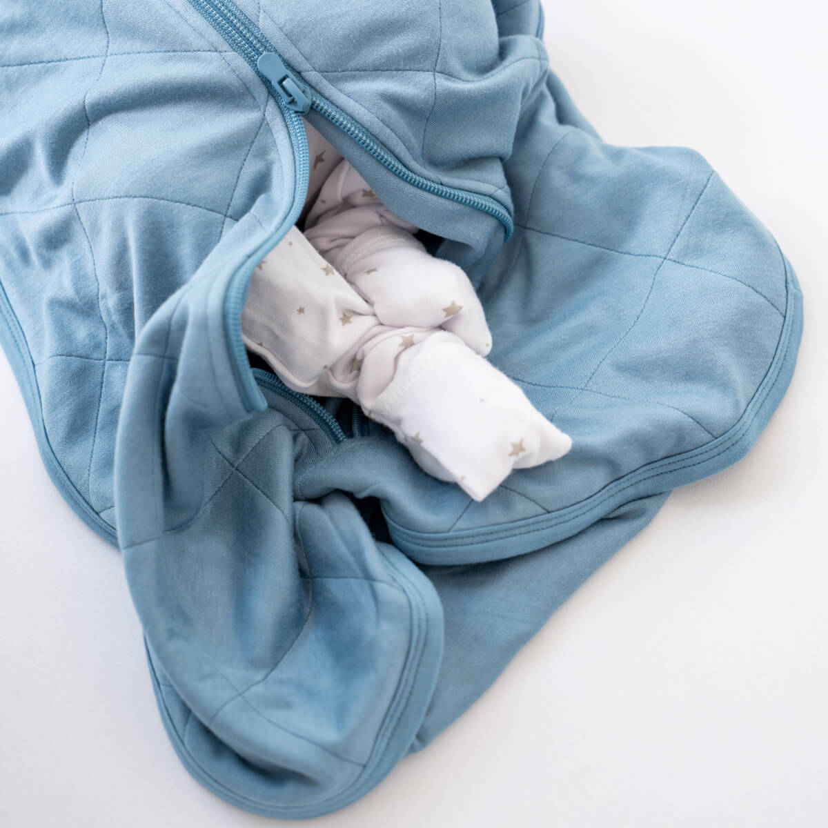 Bamboo Classic Swaddle (Non-weighted)