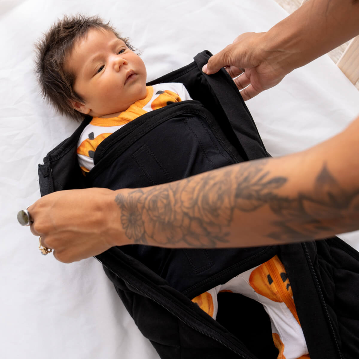 Dream Weighted Sleep Swaddle - Midnight Black