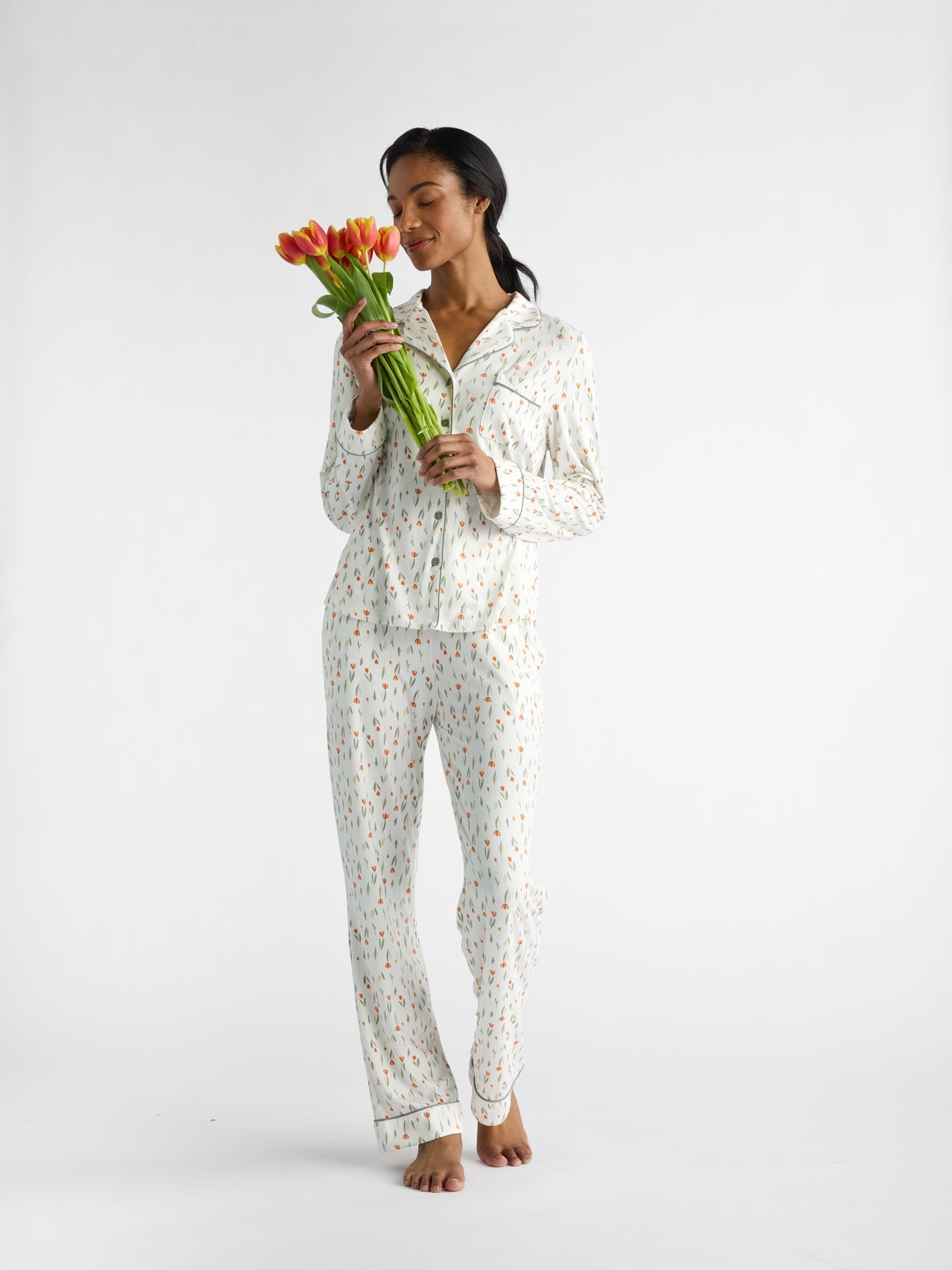 Women&#39;s Bamboo Stretch-Knit Long Sleeve Pajama Set