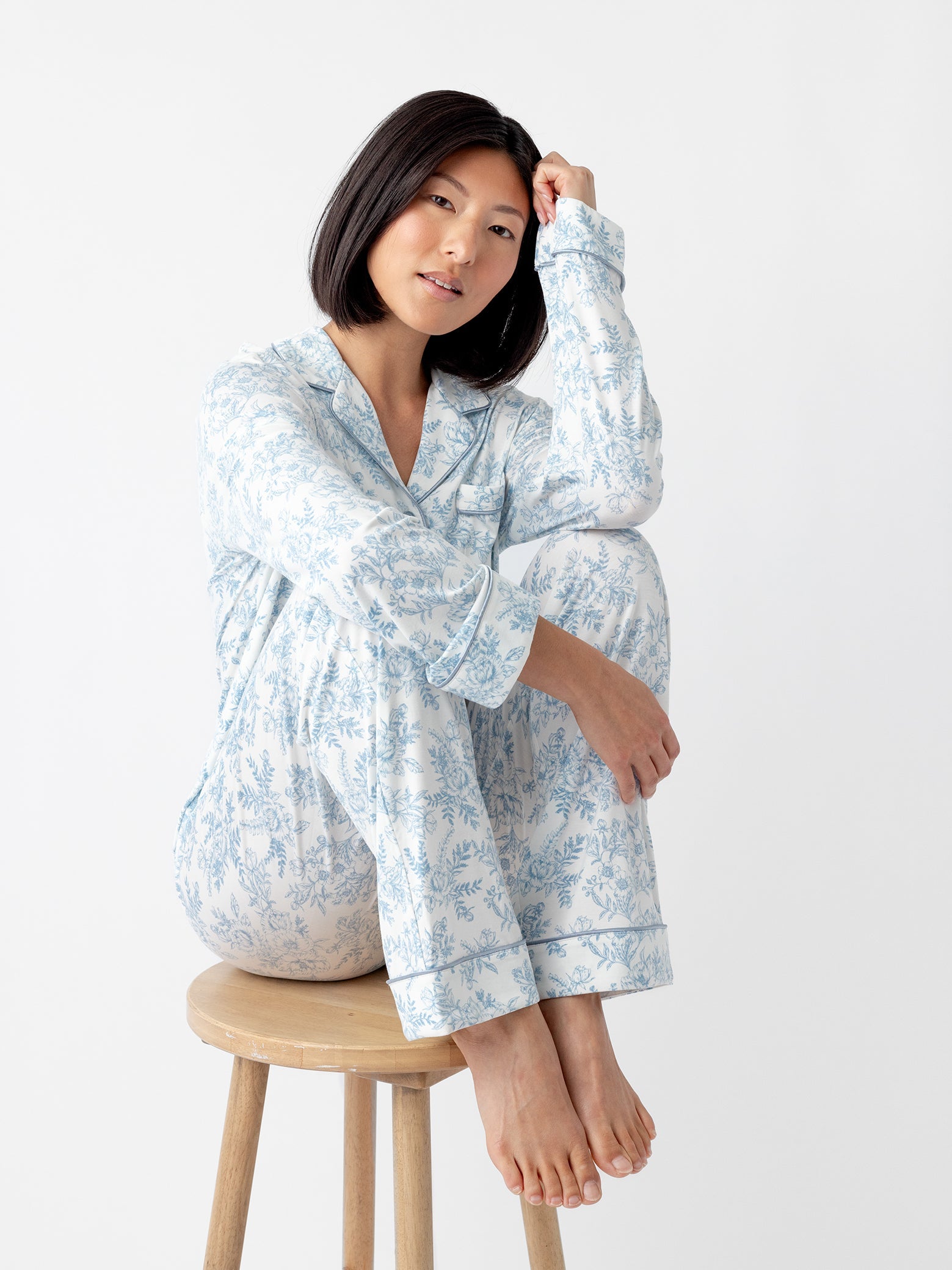 Women&#39;s Bamboo Stretch-Knit Long Sleeve Pajama Set